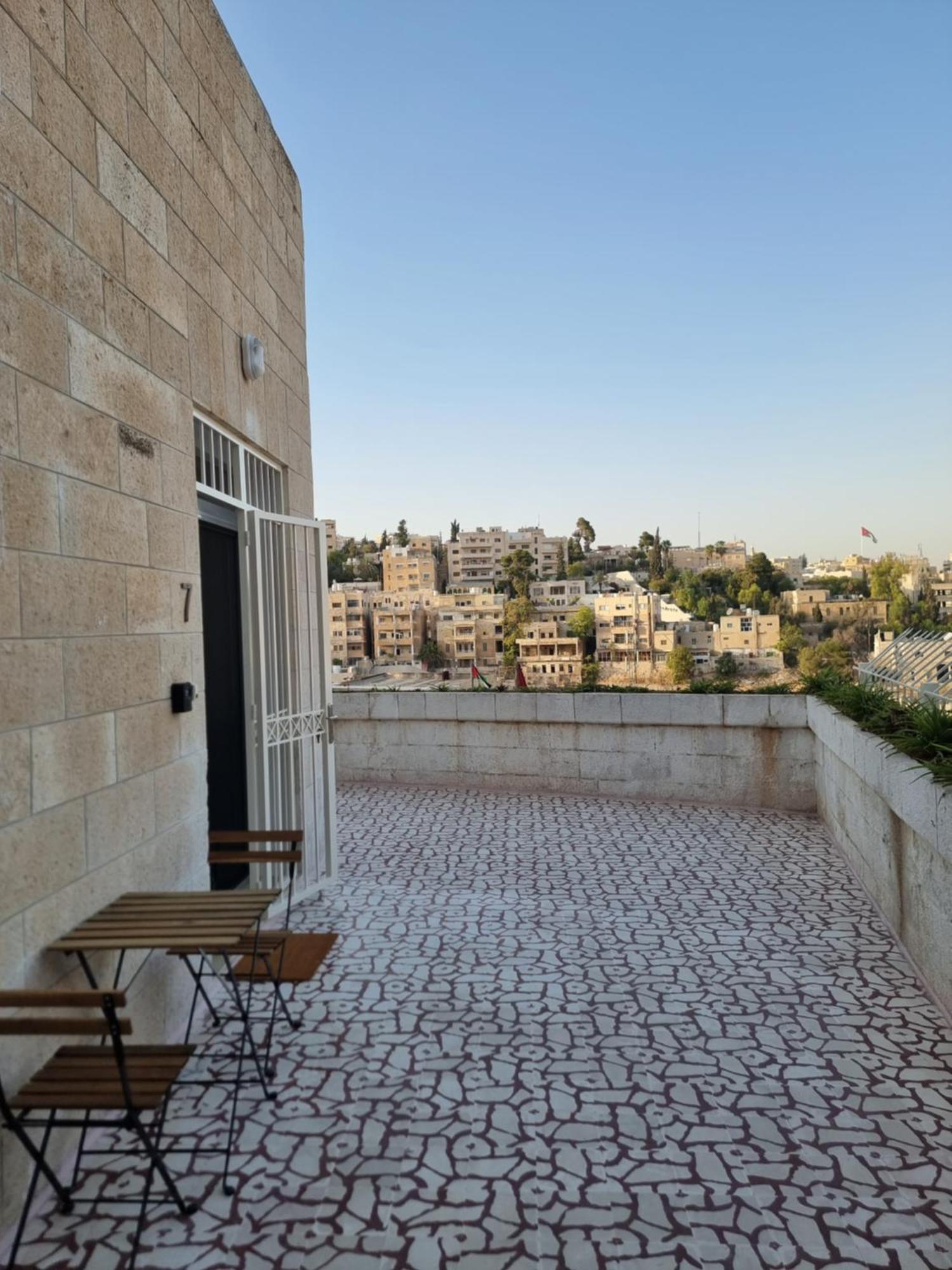 Downtown Living Boutique Apartments Amman Bagian luar foto